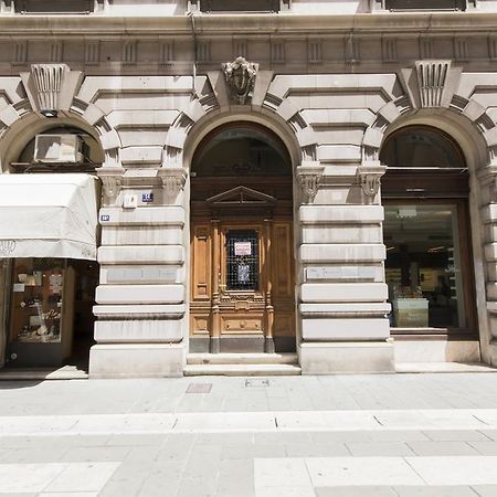 Residenza Degli Artisti Hotel Trieste Eksteriør billede