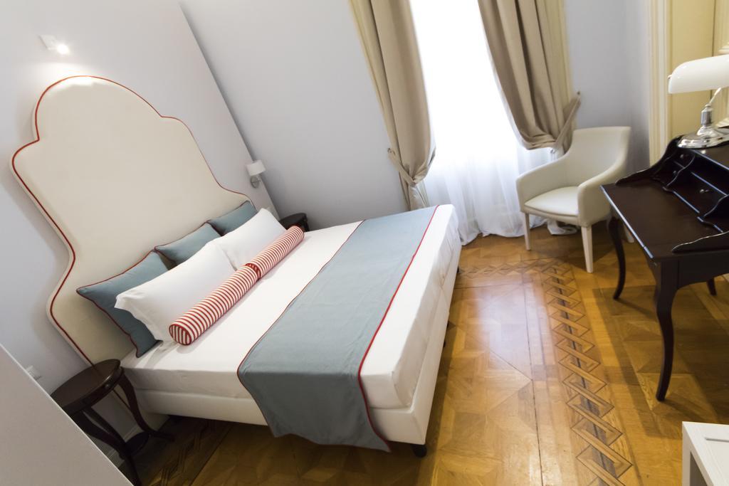 Residenza Degli Artisti Hotel Trieste Eksteriør billede